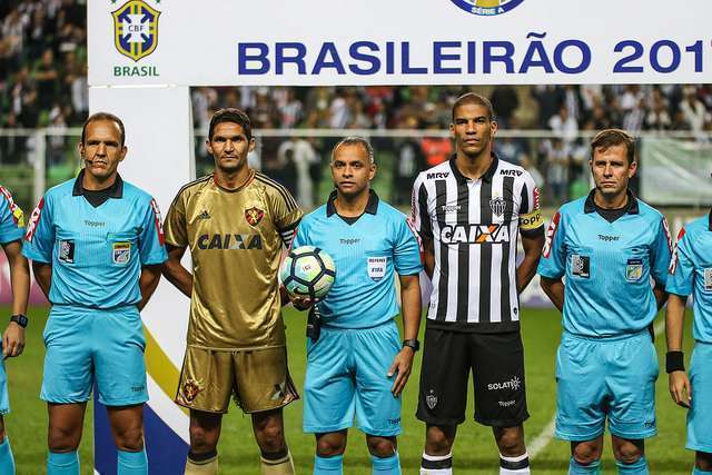Toque Di Letra: PQP, é o melhor goleiro do Brasil, Fábio!