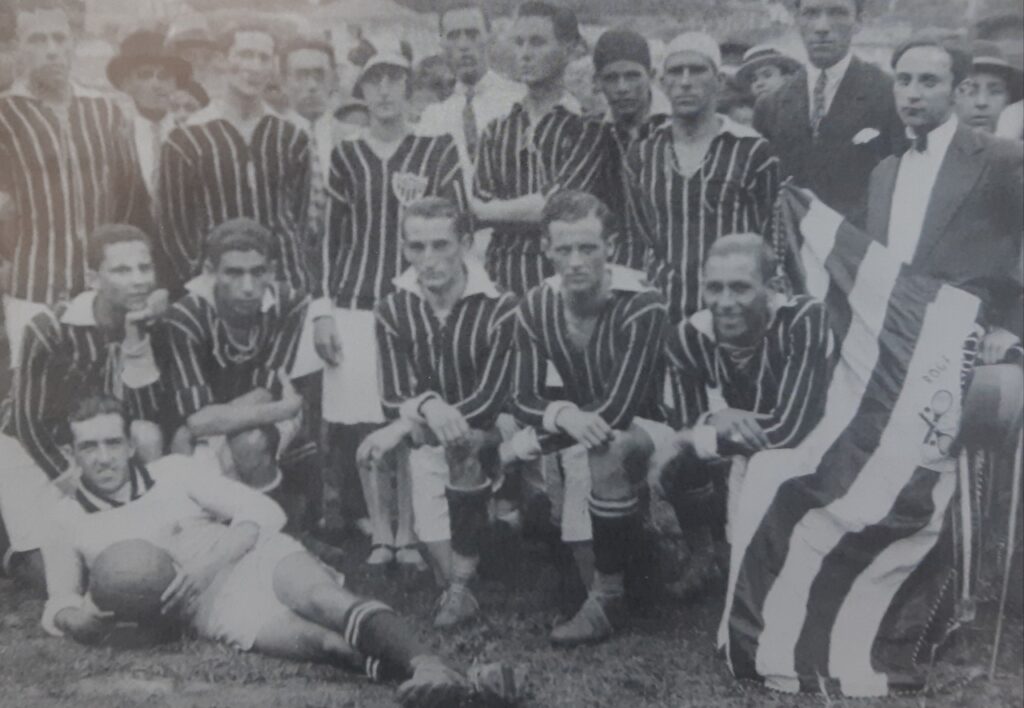 Time do Atlético de 1927 (o que aplicou 9 a 2 sobre a concorrência): última grande equipe antes da era profissional