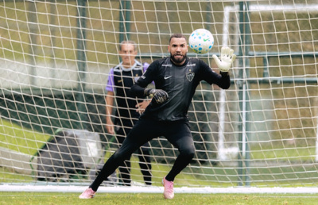 Domingo cheio e sem Galo