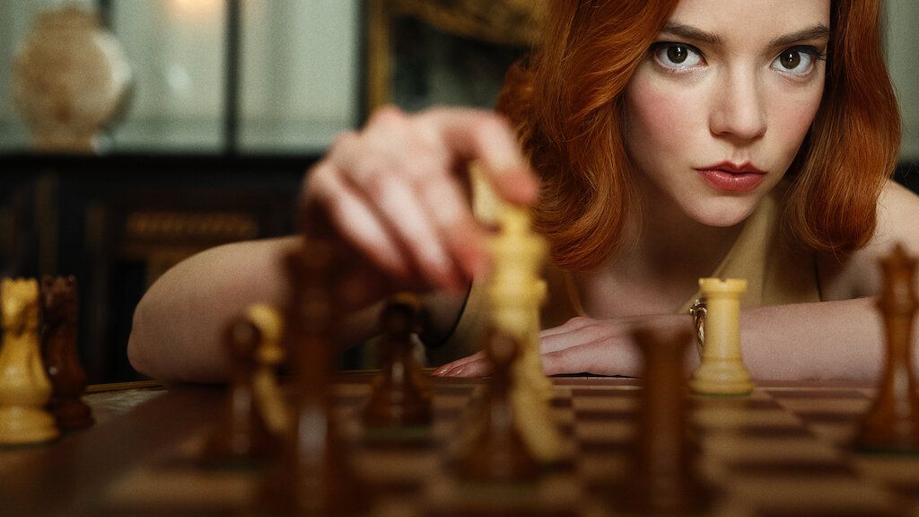 O Gambito da Rainha nos apresenta a um fenômeno do xadrez - O